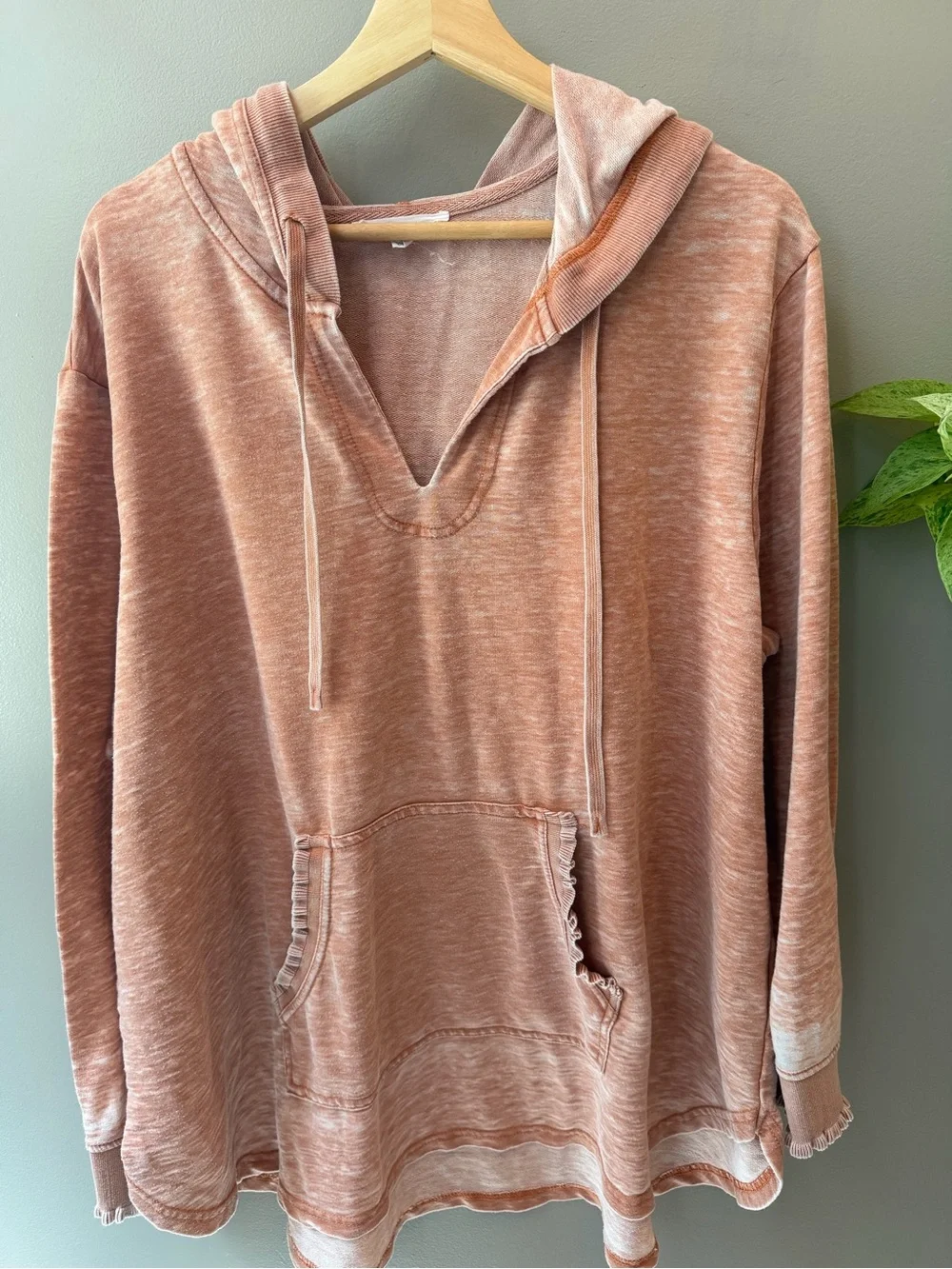 Jane + Delancey Washed Rust Orange Hooded Women's Sweater - Picture 1 of 3